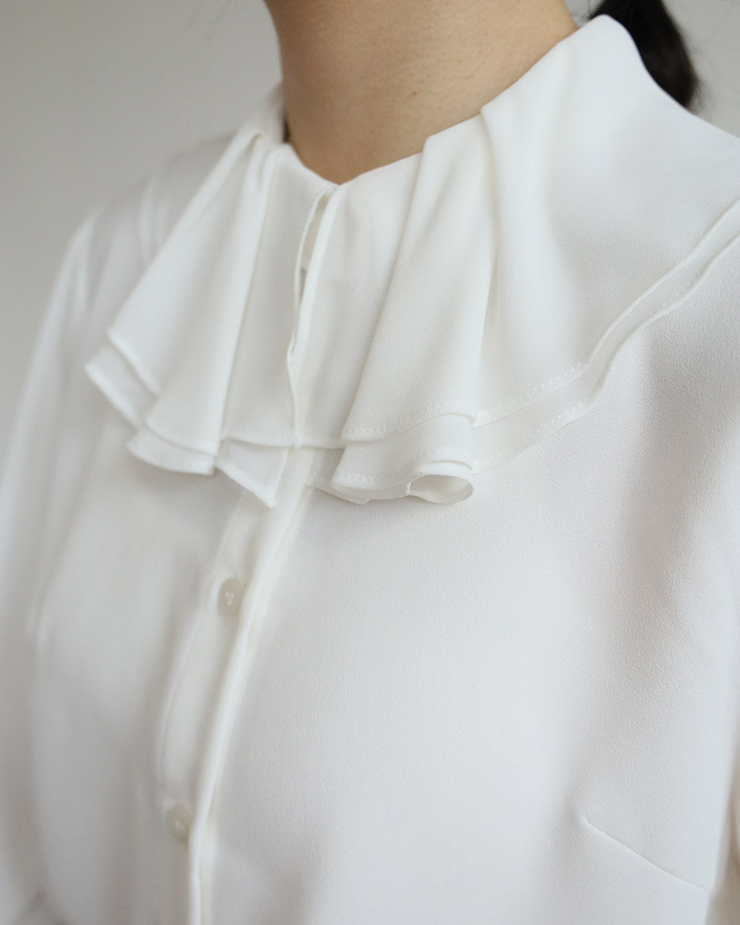 Ruffle Collar Blouse (2 color)