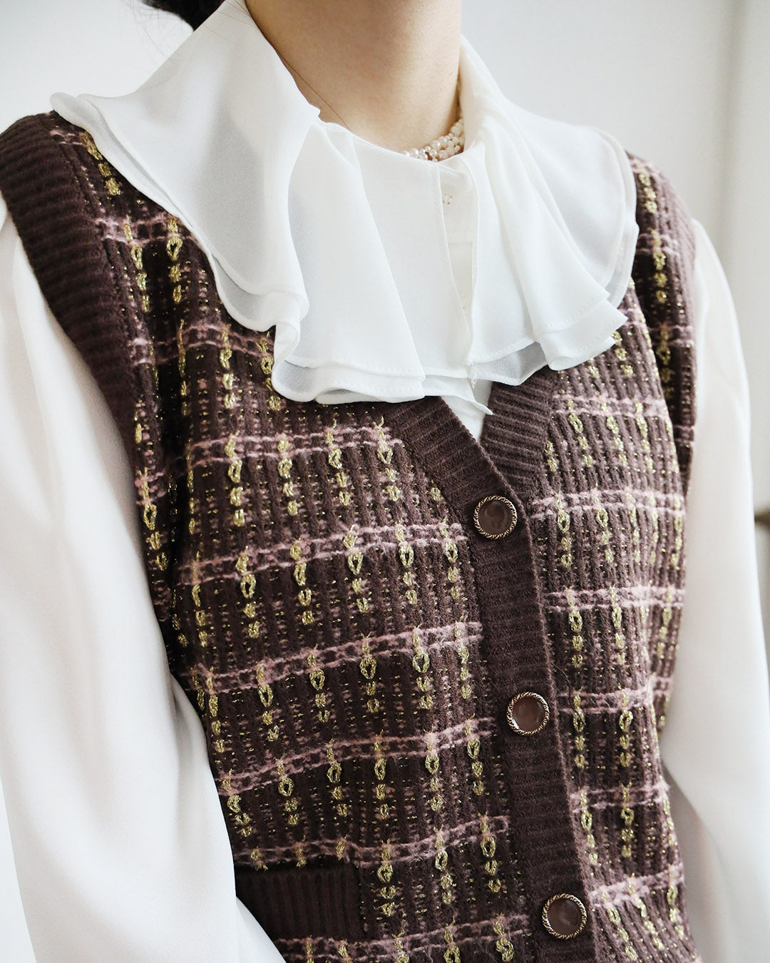 Ruffle Collar Blouse (2 color)