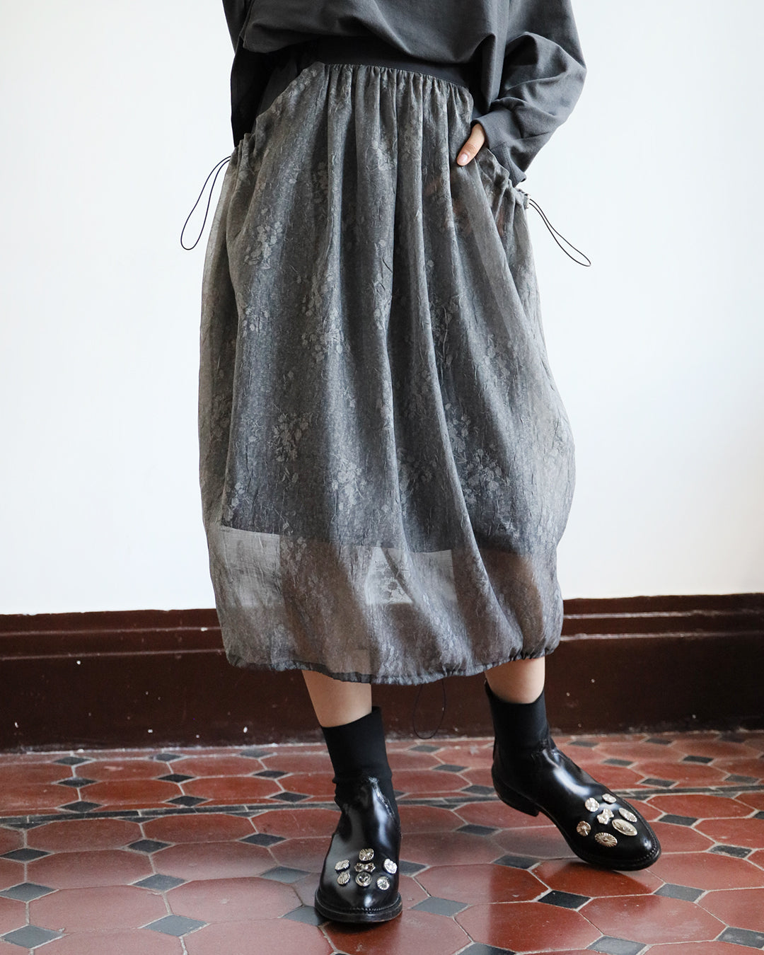 Floral Mesh Skirt  (2 color)