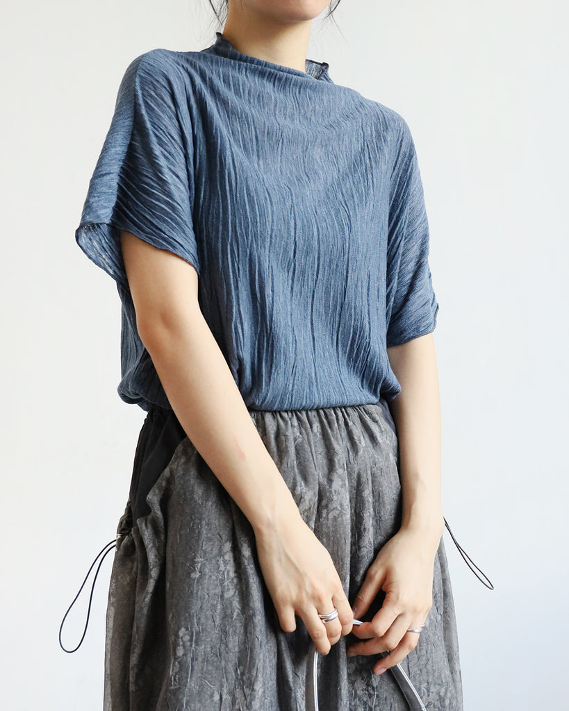 Turtleneck Crinkle Fabric Top (3 color)