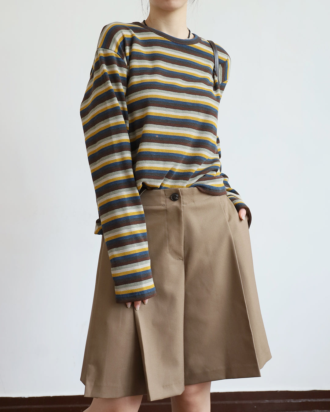 Side Pleated Mid-Length Skort (2 Colors)