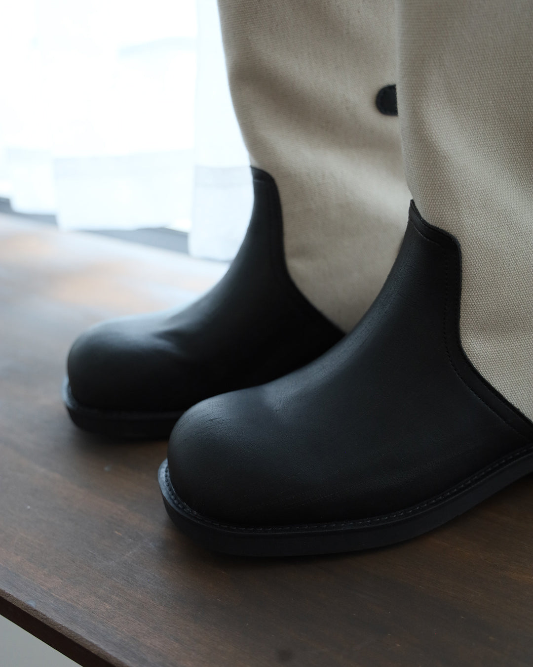 Buckets Leather Boots (2 Colors | Size 36 - 40)