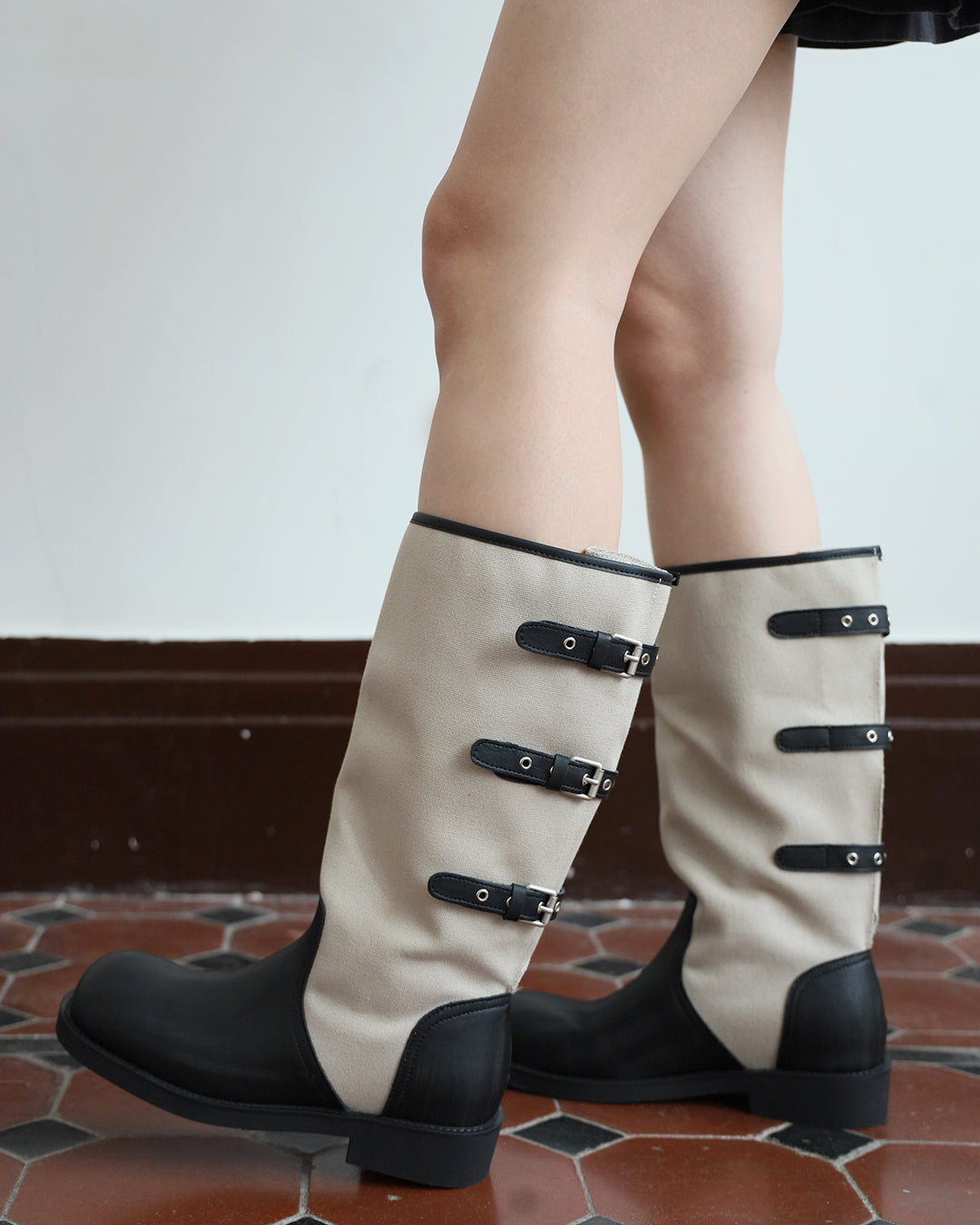 Buckets Leather Boots (2 Colors | Size 36 - 40)