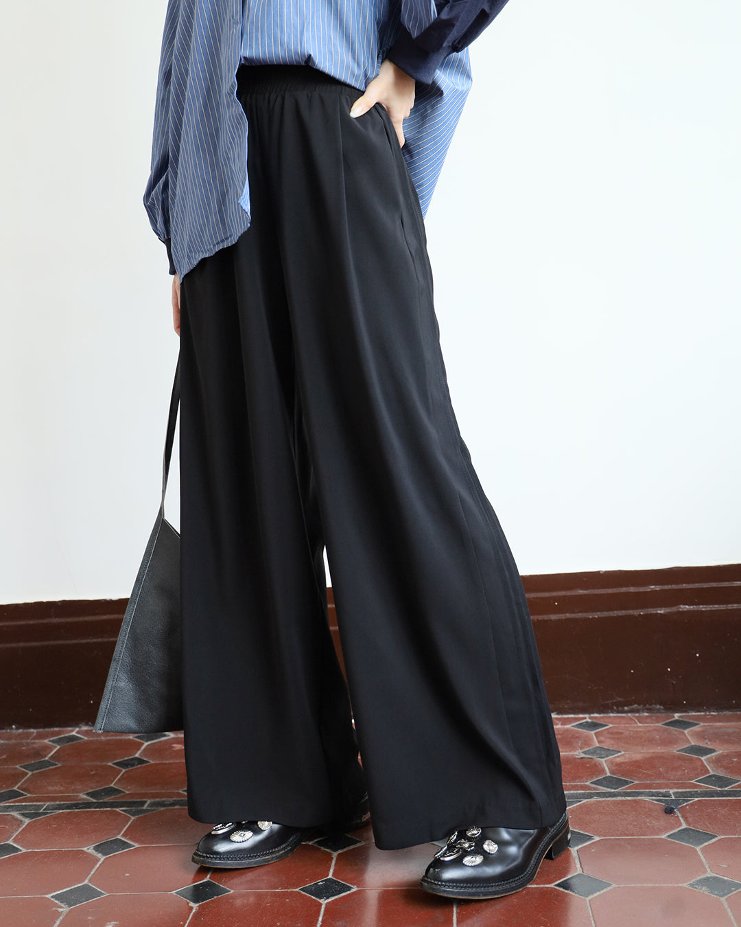 Side Pleated Pants (2 Colors)