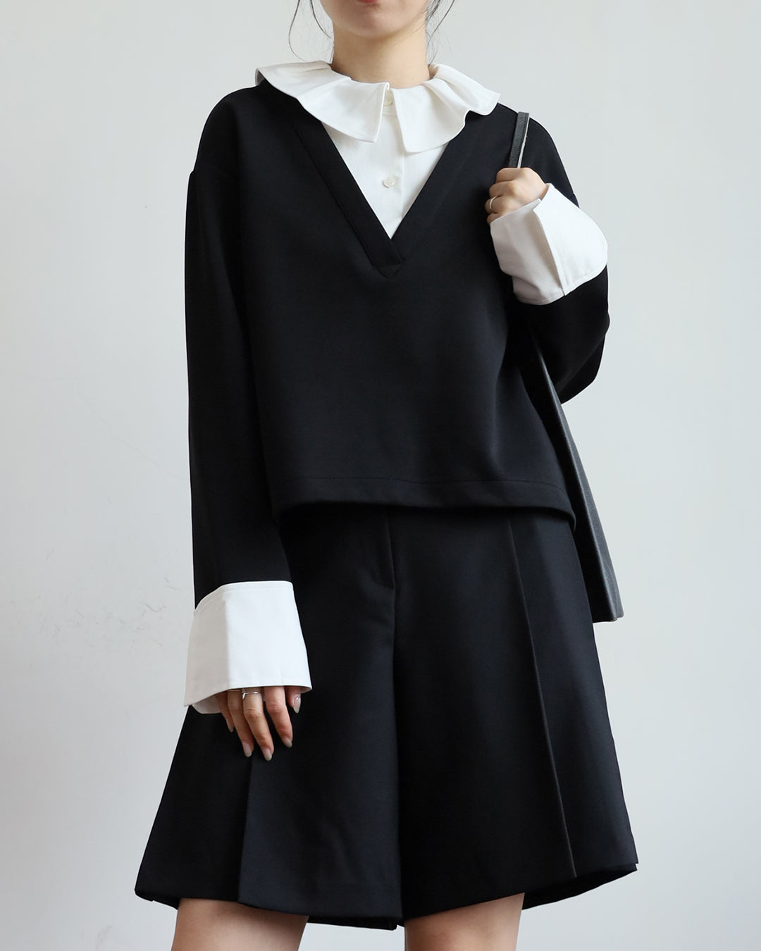 2 in 1 Ruffle Collar Sweatshirt (2 Colors)