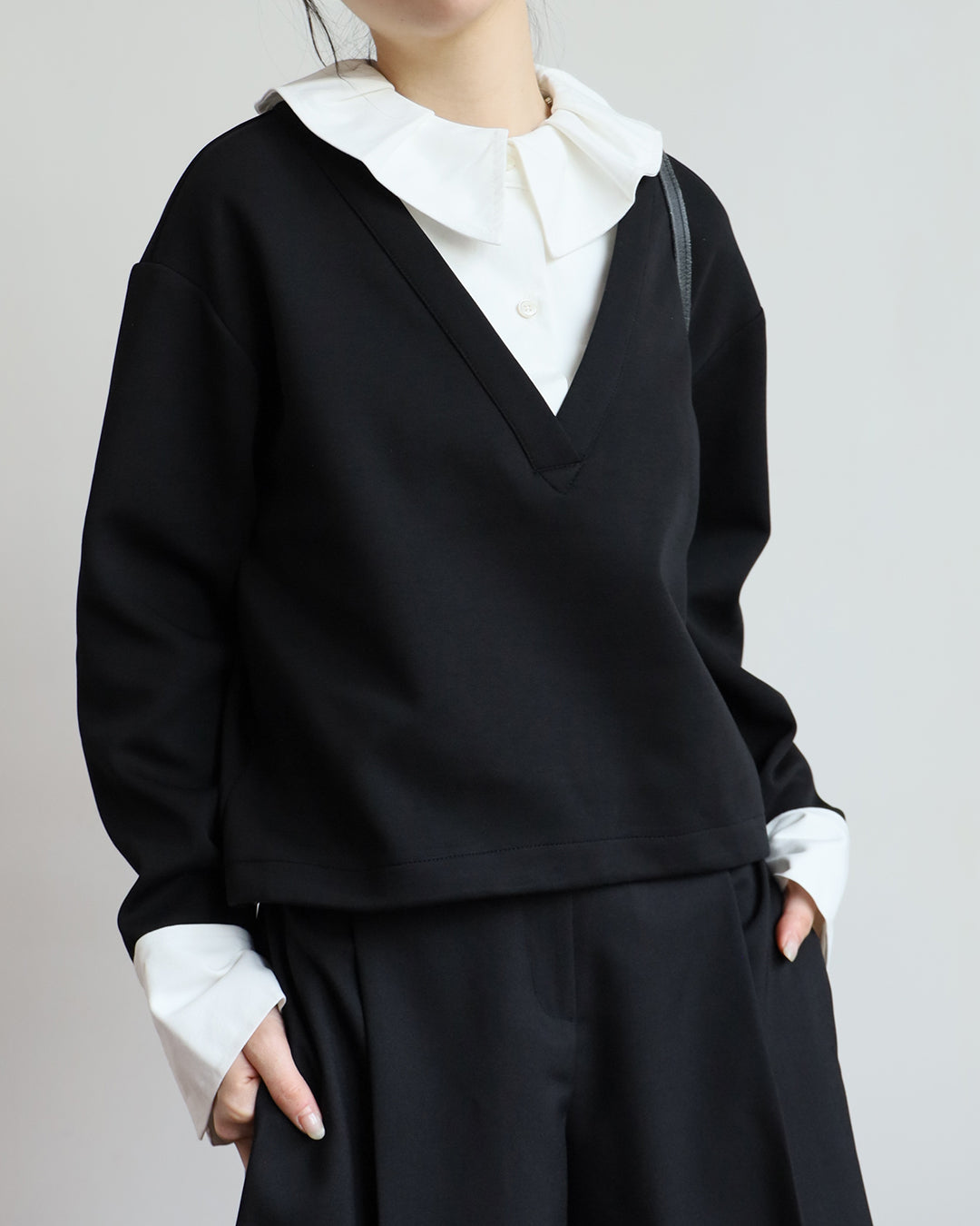 2 in 1 Ruffle Collar Sweatshirt (2 Colors)