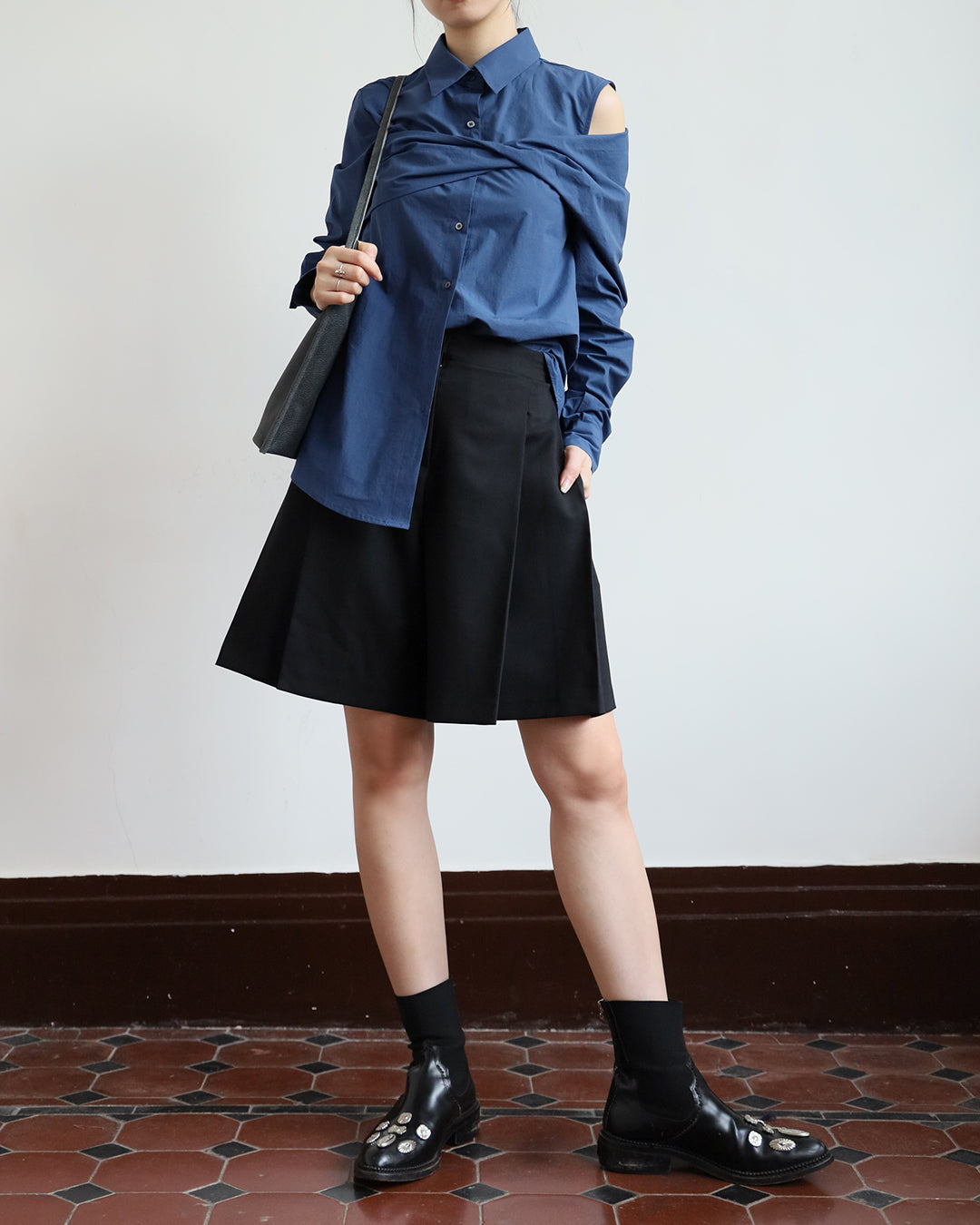 Cut Out Knot Shirt (3 Colors)