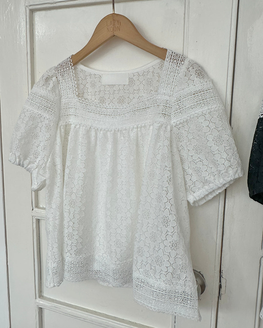 Square Collar Lace Top (2 Colors)