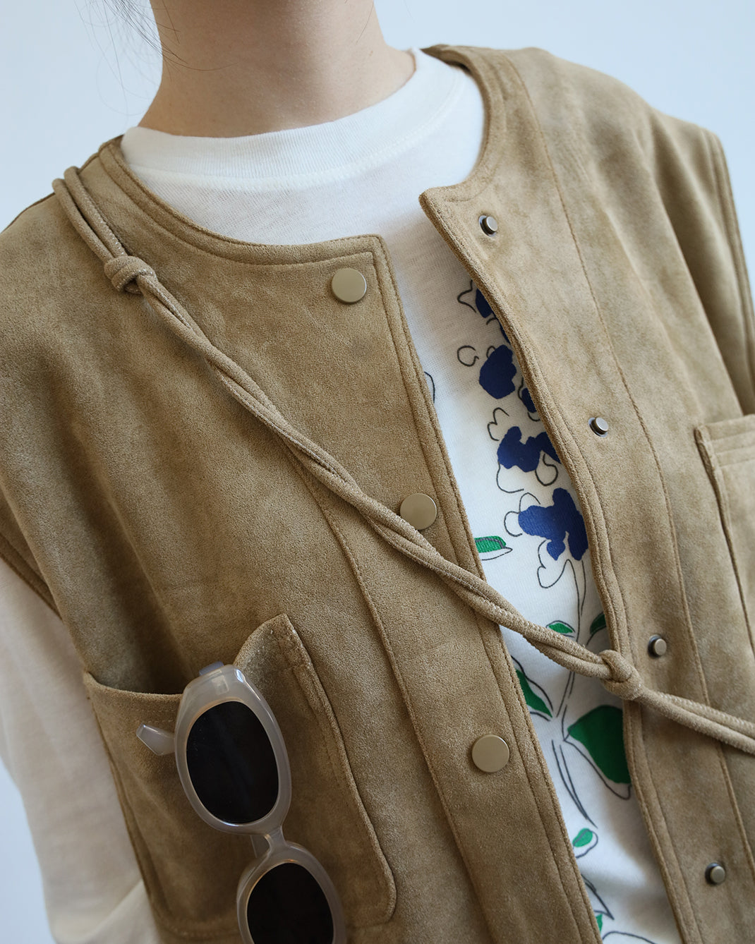 Faux Suede Vest + Tassel Bag (Set) (2 color)
