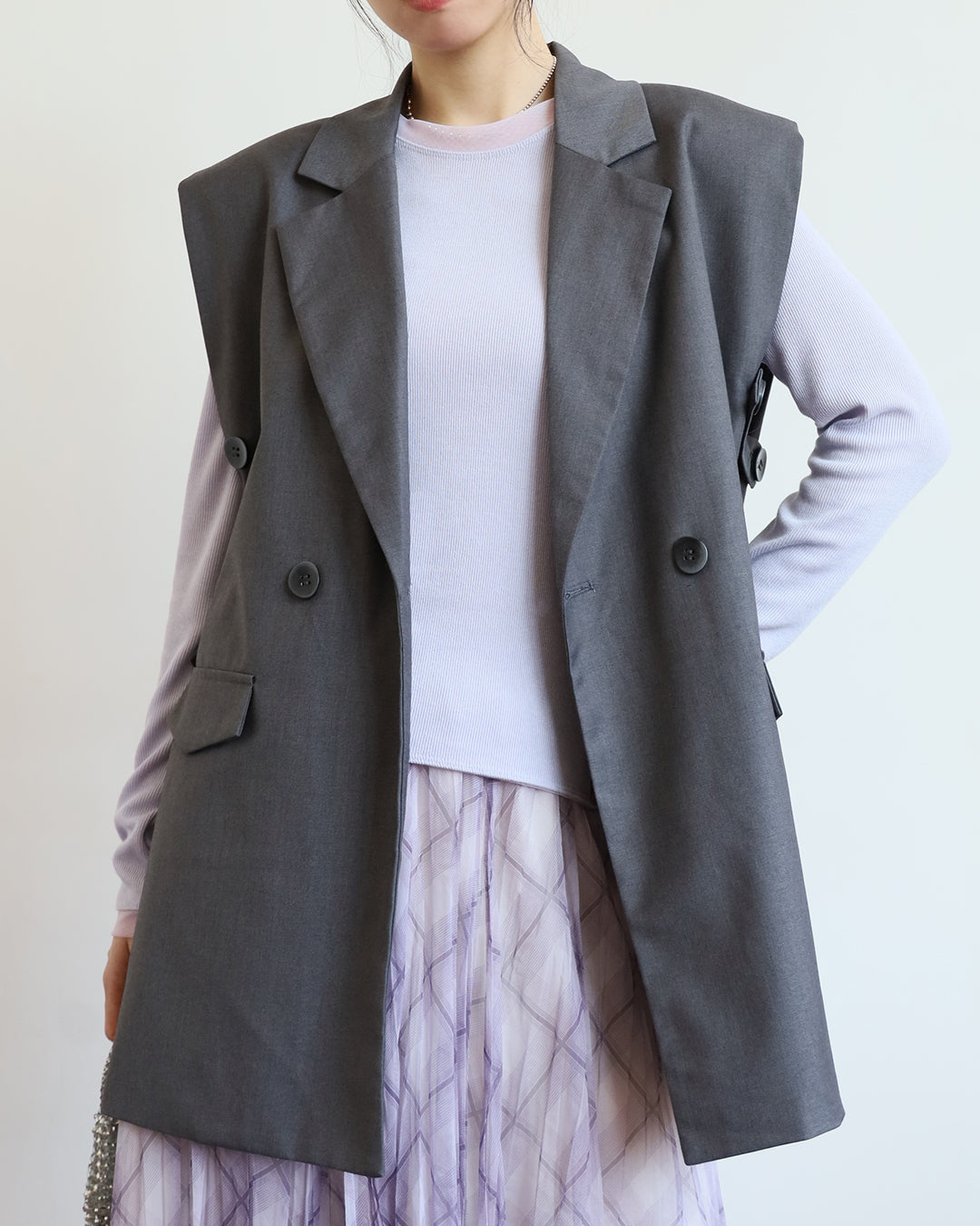 Side Buckle Vest (2 colors)