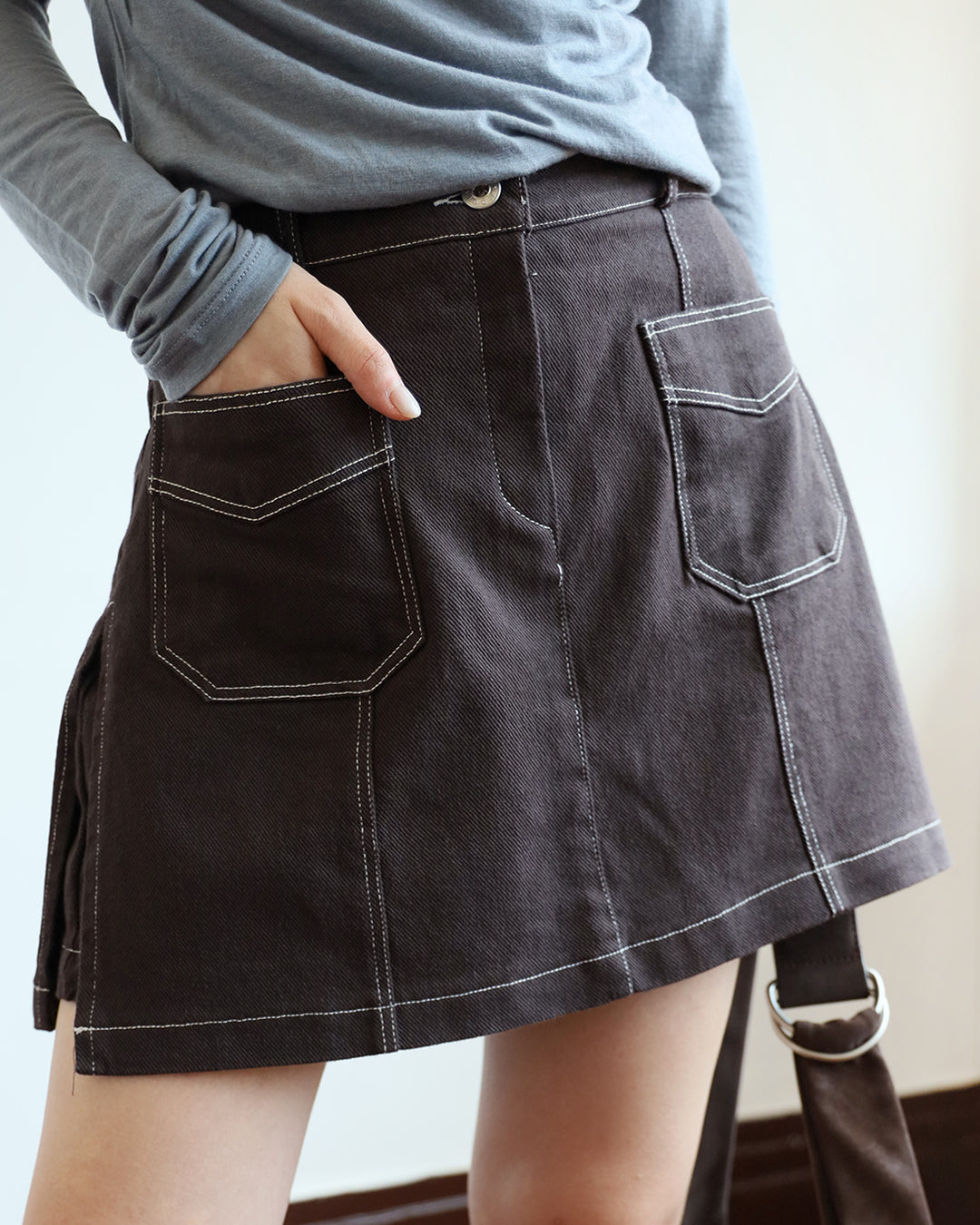 Contrast Stitch Layered Shorts (Size L)