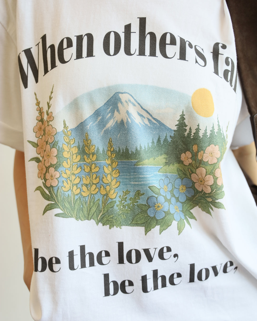 Landscape Printed Tee (2 color)