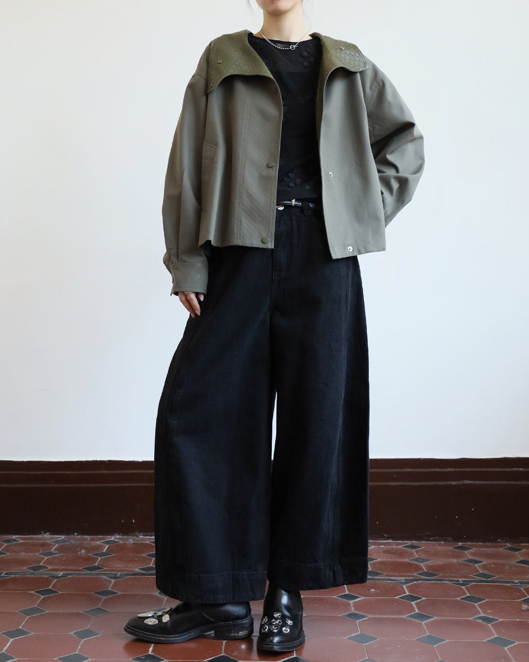 Woven Collar Jacket (2 Colors)
