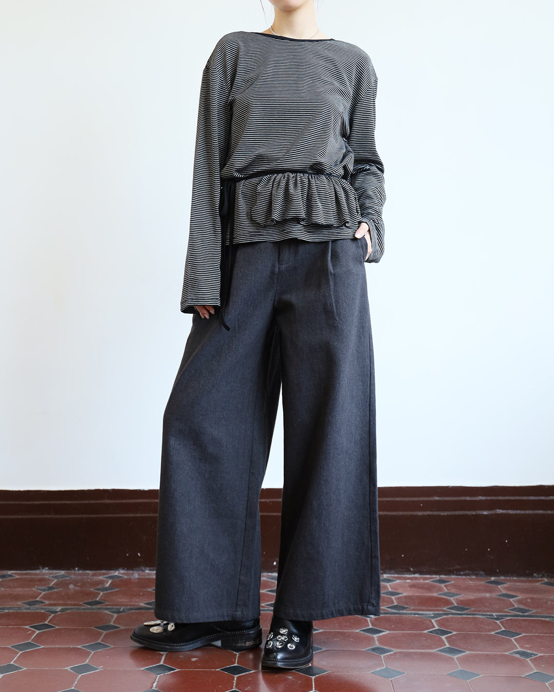 Pants w/ Belt (2 Colors | Size S - L)