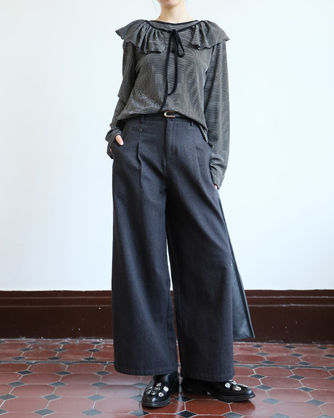 Pants w/ Belt (2 Colors | Size S - L)