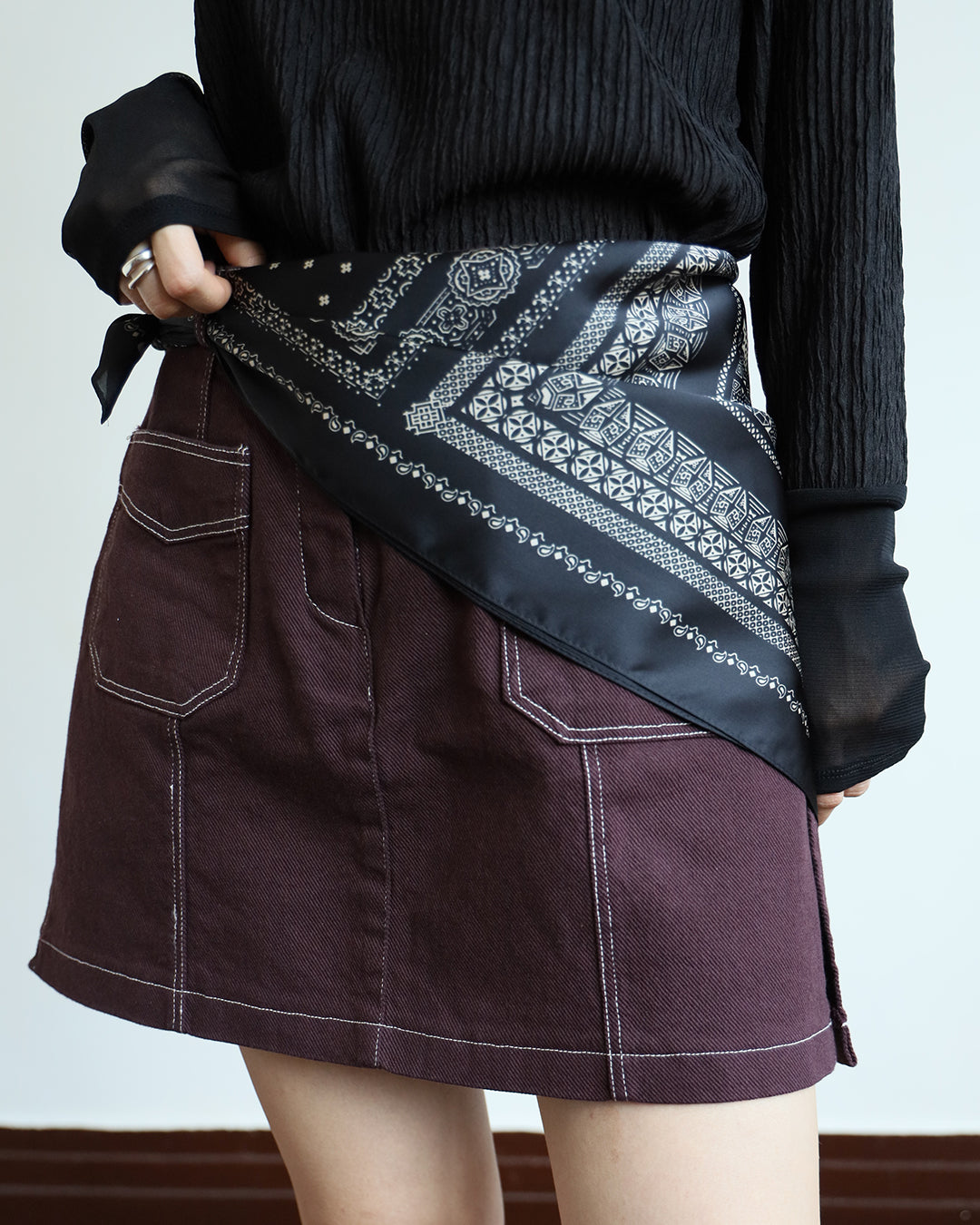 Contrast Stitch Layered Shorts (Size L)