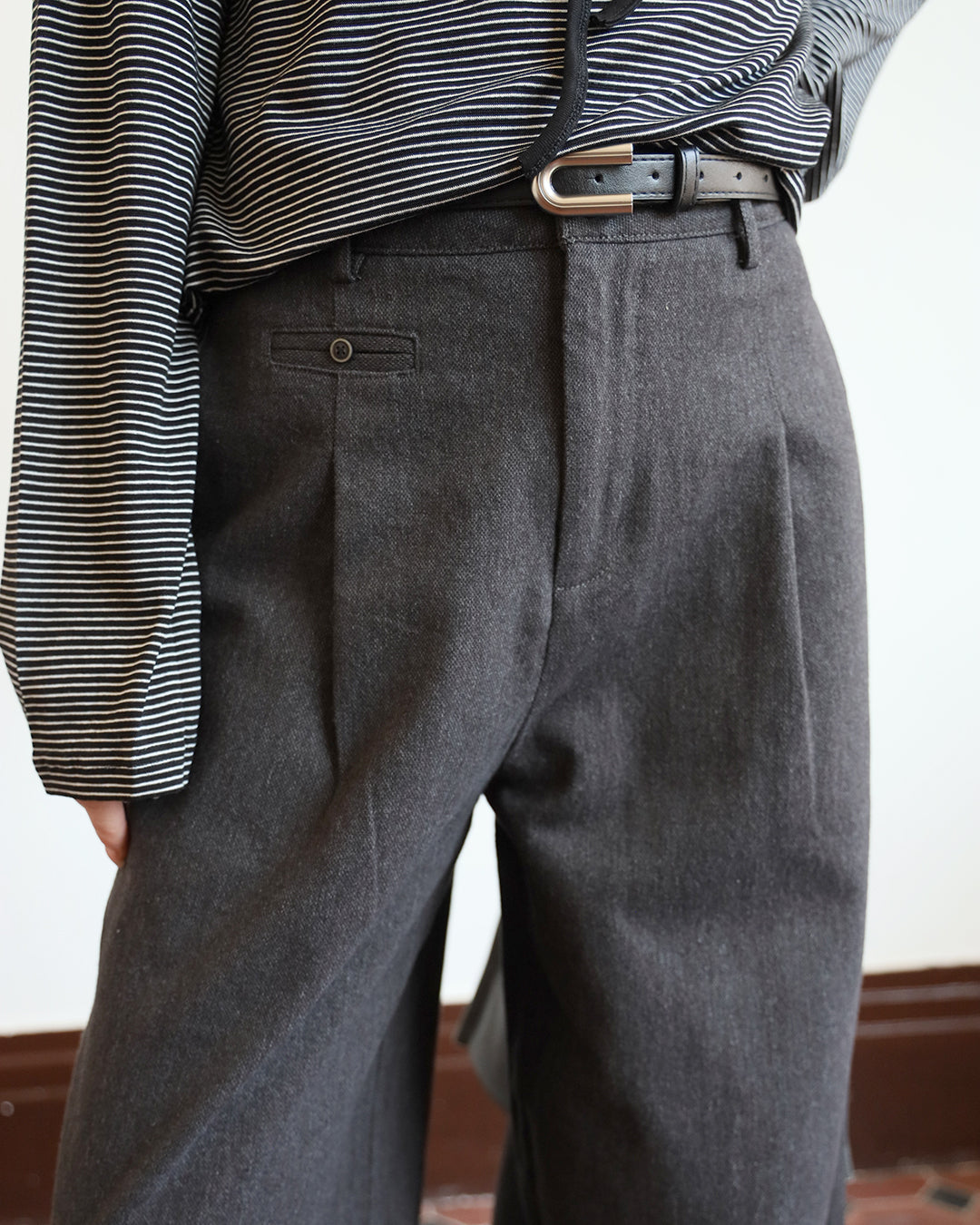 Pants w/ Belt (2 Colors | Size S - L)