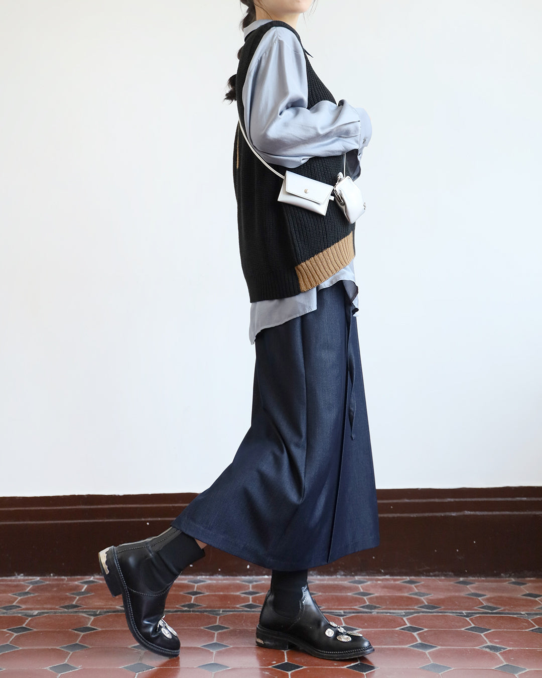 Faux Leather Waist Bag (2 color)