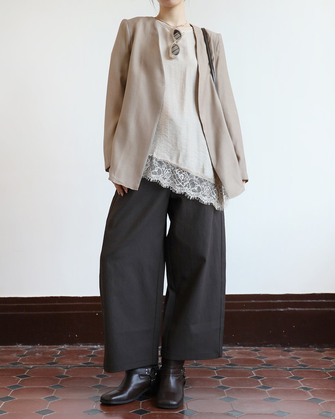 Lace Hem Tee (4 Colors)