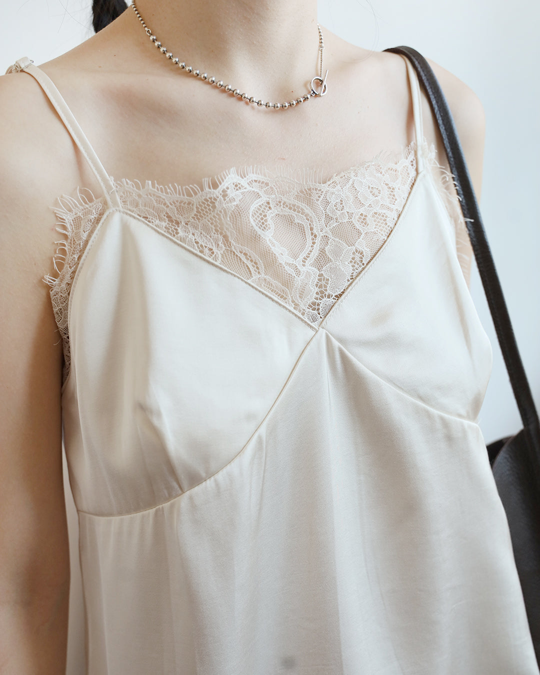 Lace Inserted Cami Vest (3 Colors)