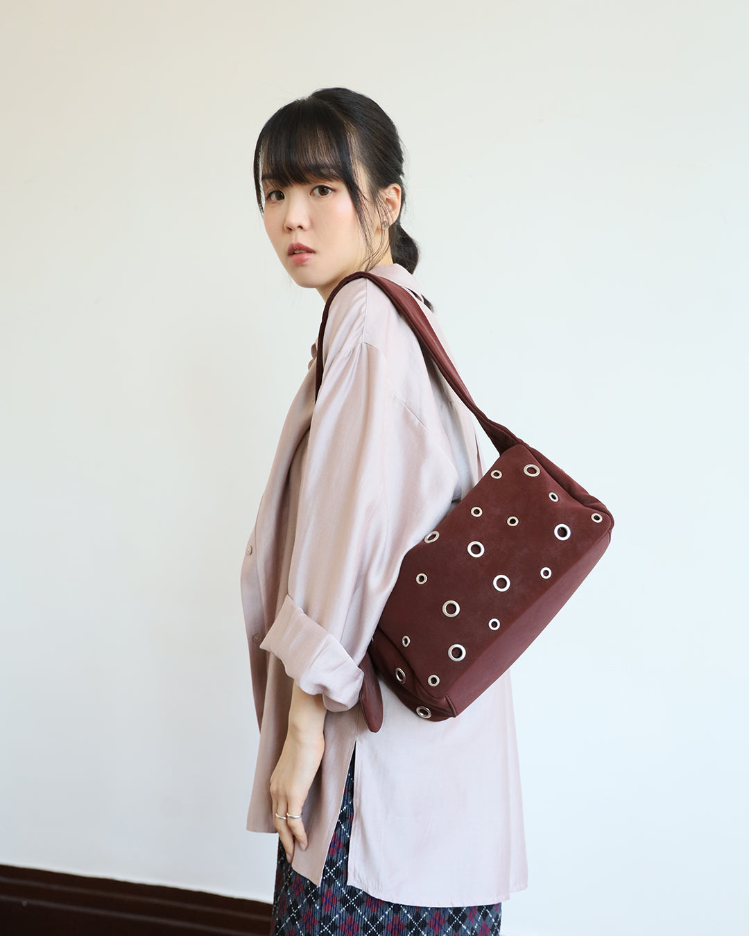 Faux Suede Eyelet Bag (3 color)
