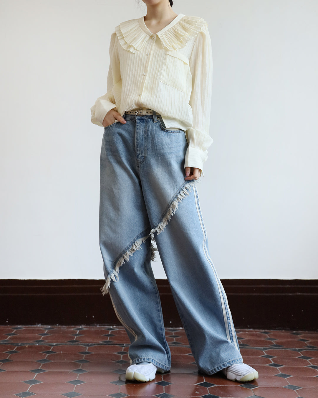 Pleated Layer Collar Blouse