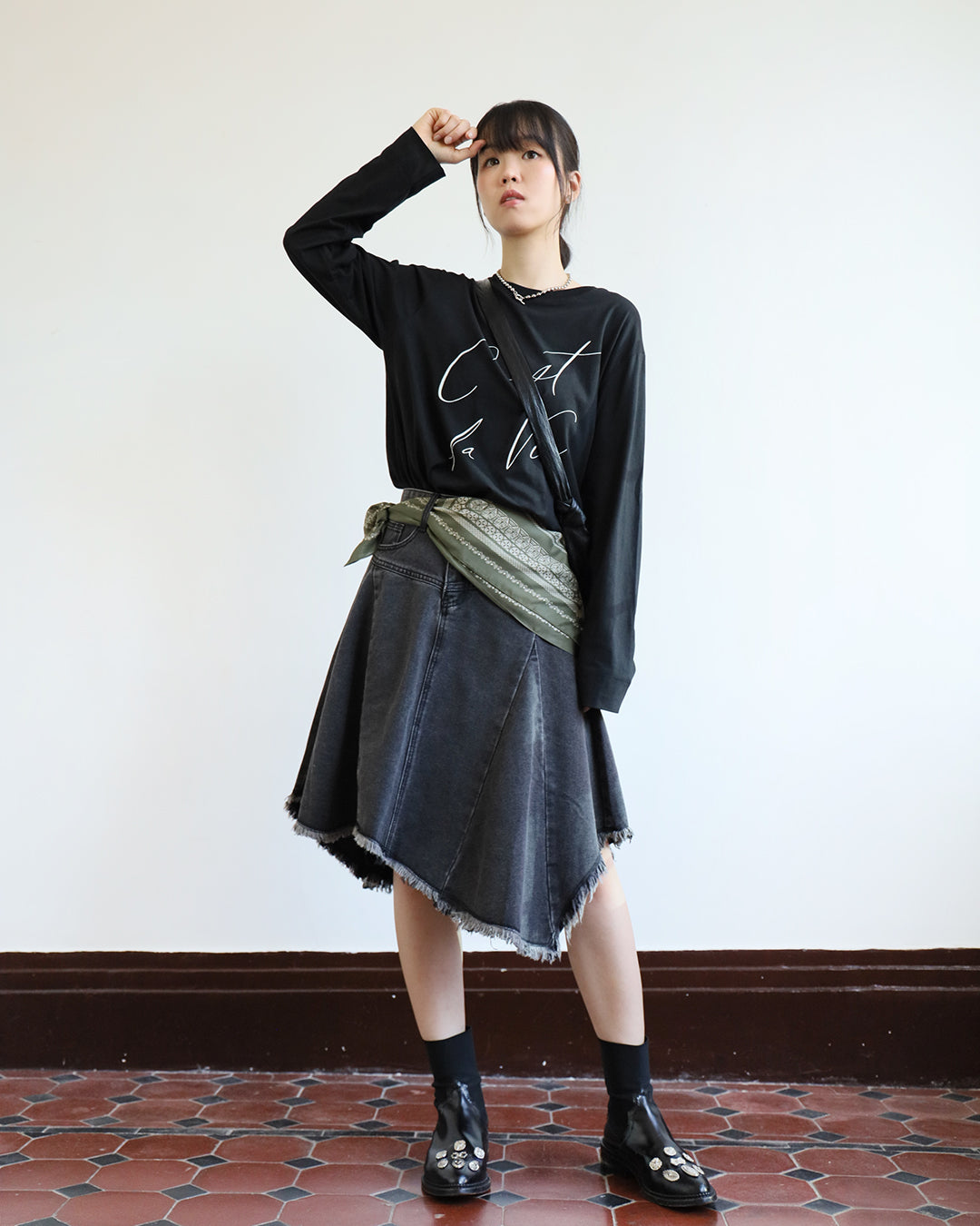 C'est la vie Tee (3 color)