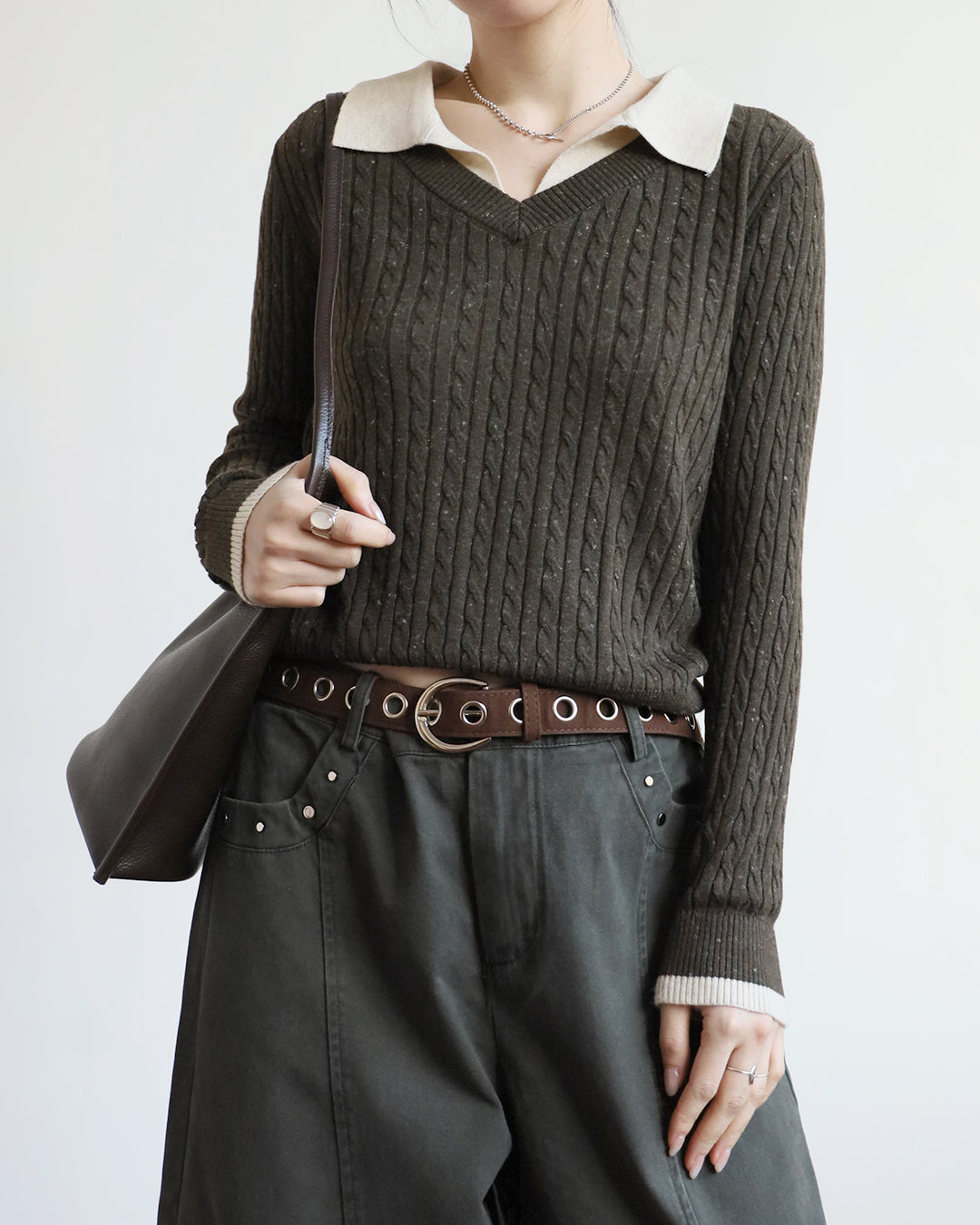 Contrast Collar Knitted Polo Shirt (2 Colors)