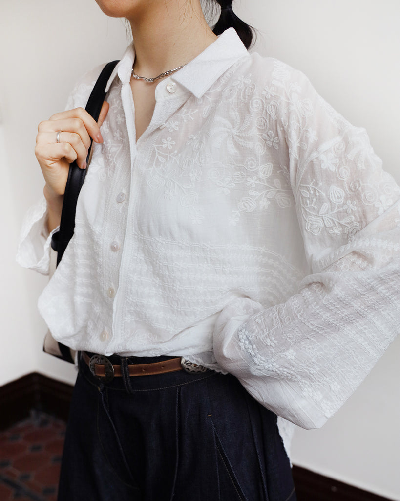 Embroidery Blouse (2 color)