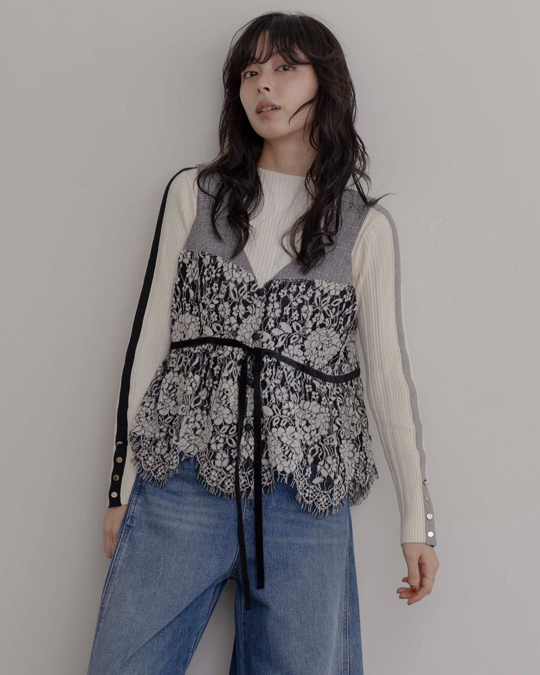 Japan Brand - Mix Fabric Lace Peplum Hem Vest