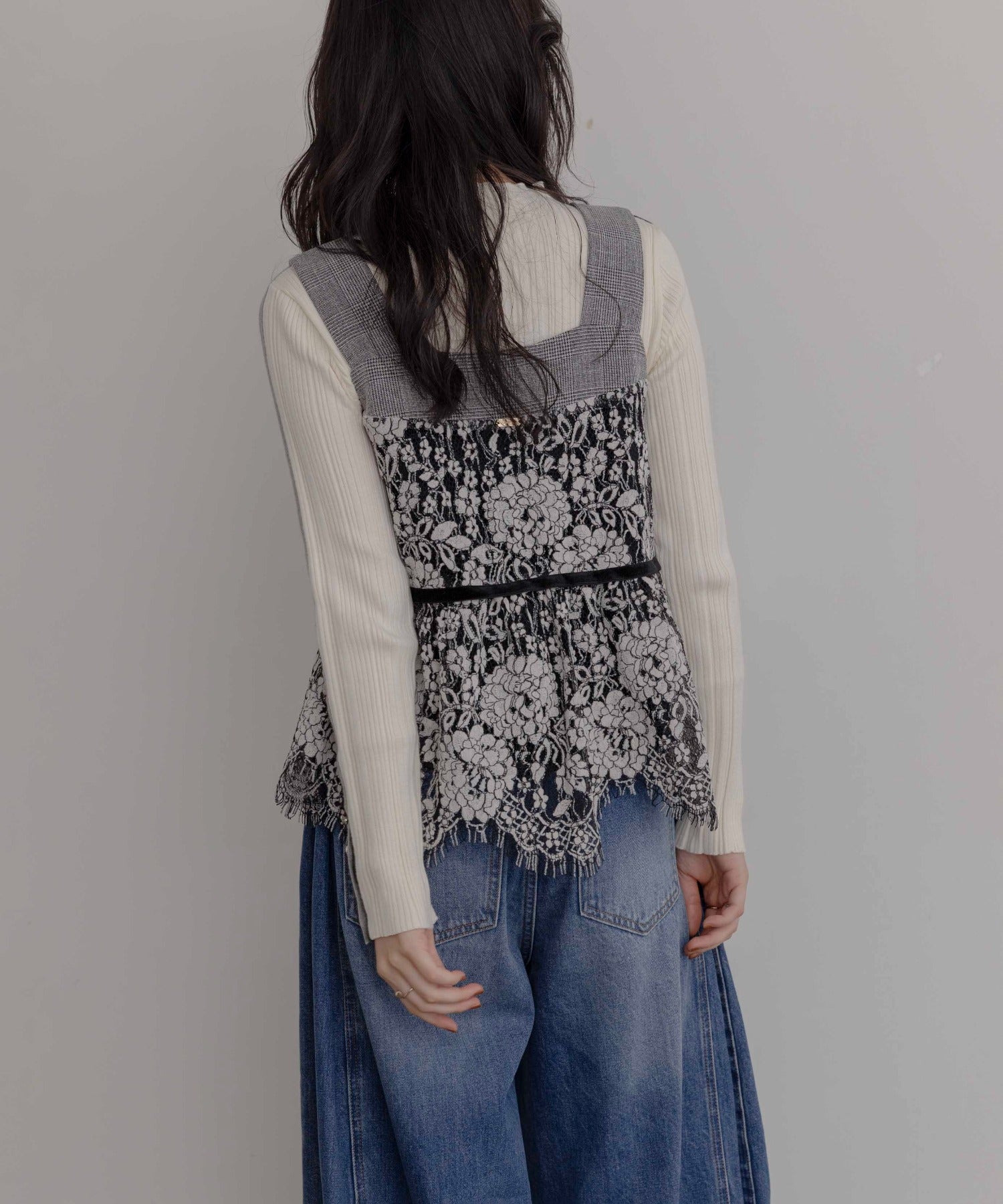 Japan Brand - Mix Fabric Lace Peplum Hem Vest
