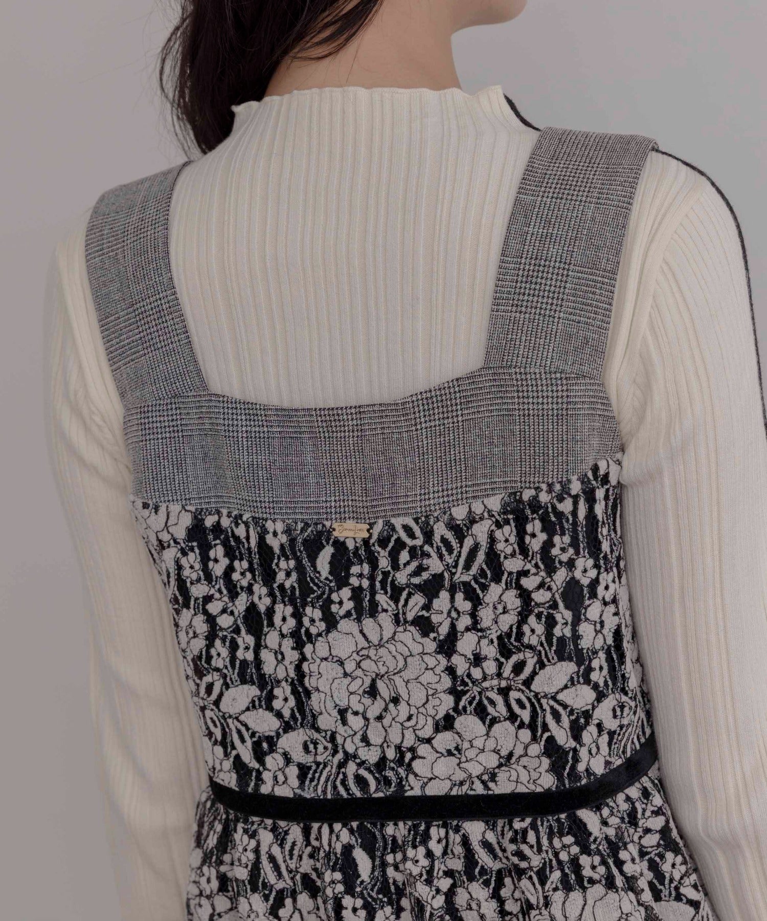 Japan Brand - Mix Fabric Lace Peplum Hem Vest