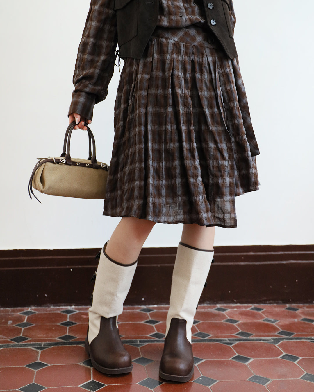 Crinkle Fabric Plaid Skirt