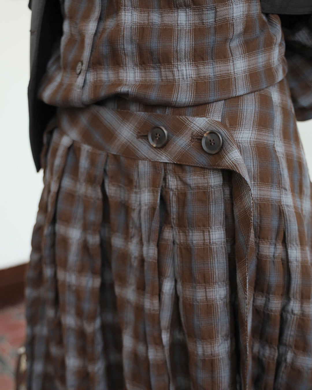 Crinkle Fabric Plaid Skirt