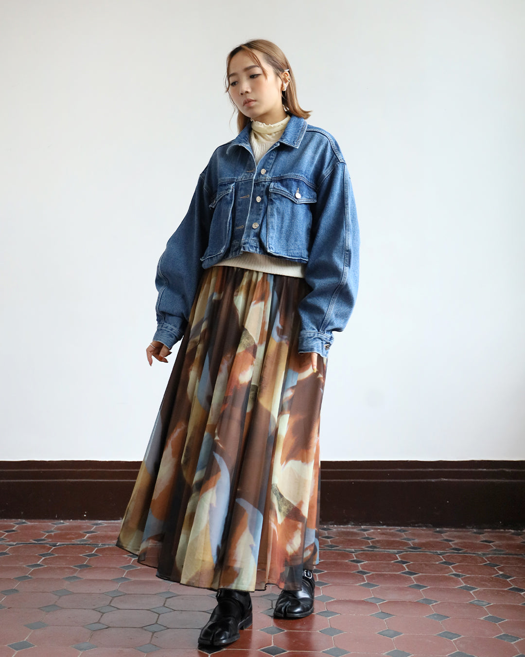 Ruffle Back Denim Jacket (2 color)