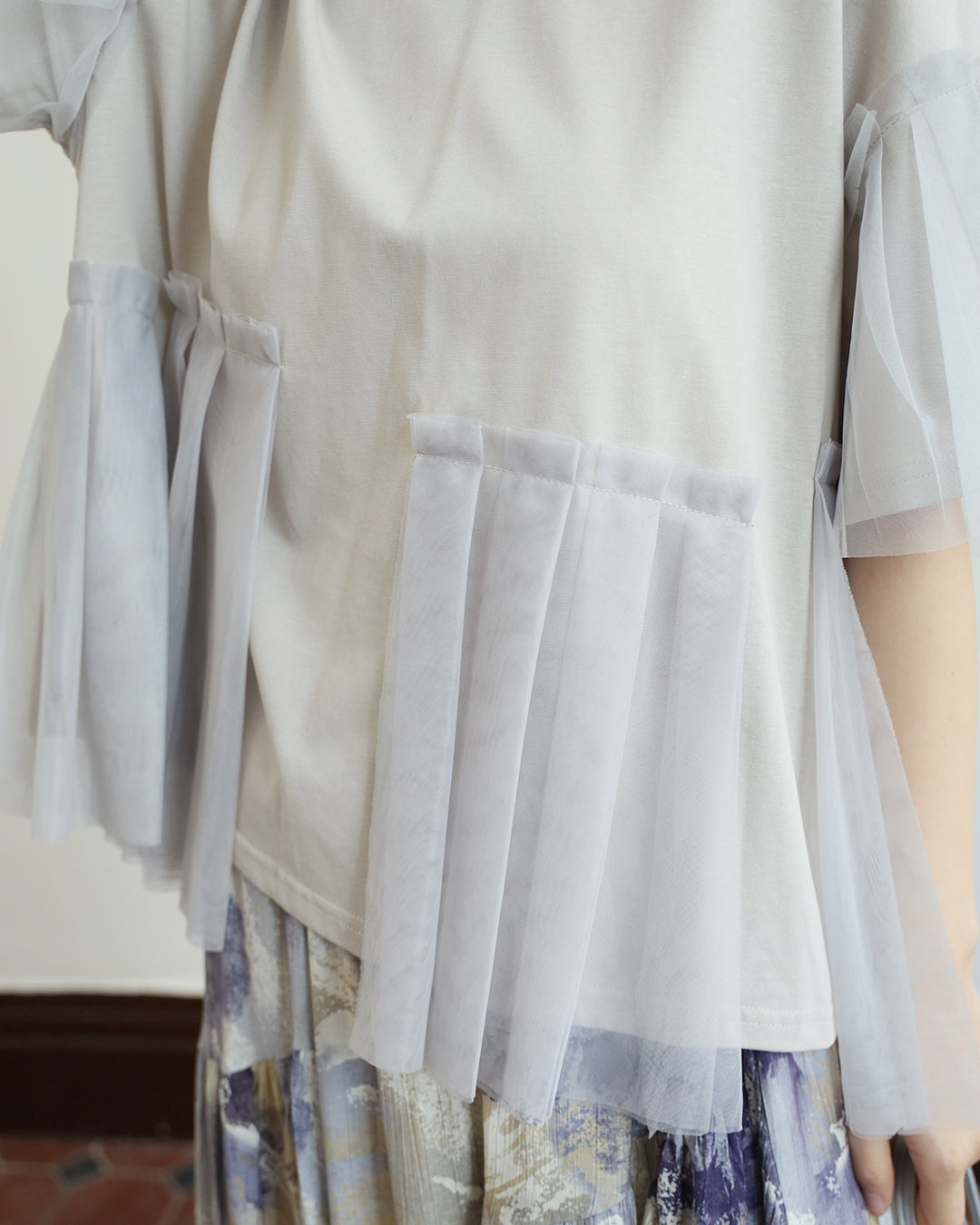Mesh Pleated Hem Tee (3 color)