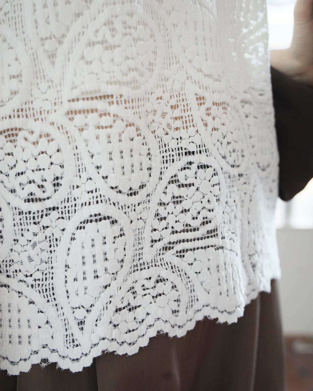 Velvet Lace Vest (4 Color)