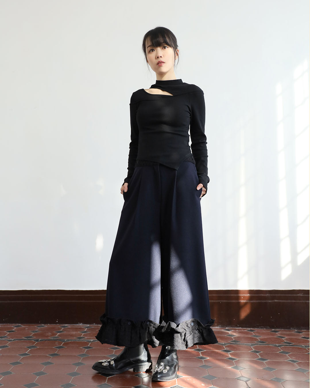 Removable Ruffle Trimmed Culottes