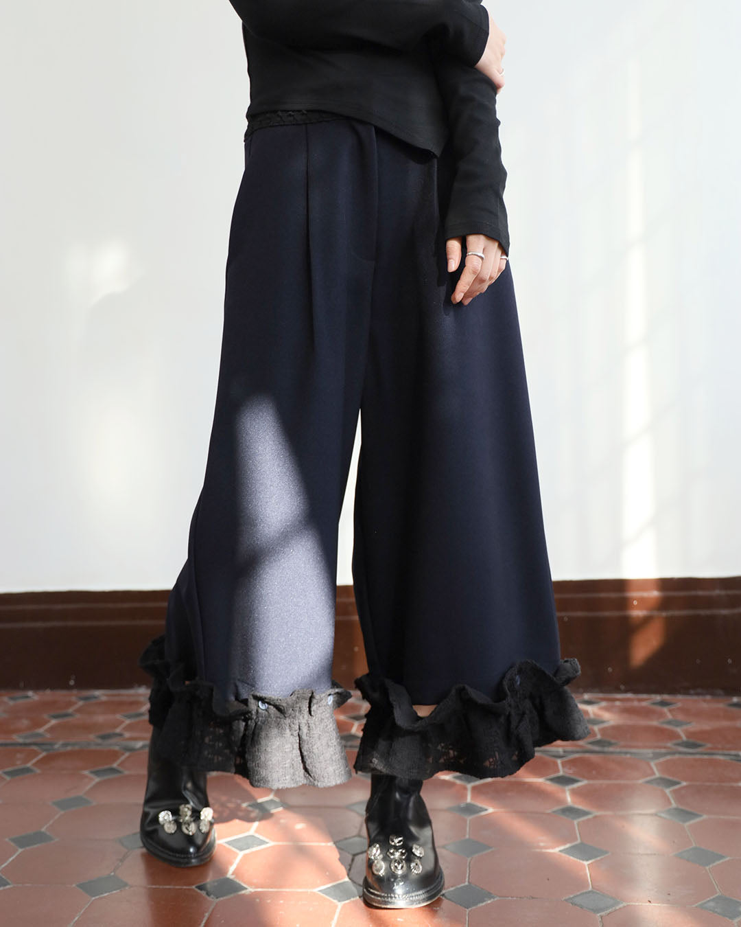 Removable Ruffle Trimmed Culottes