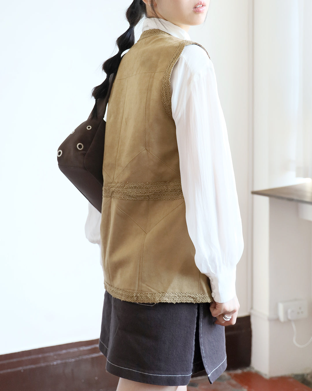 Lace Trim Faux Suede Vest (2 Color)