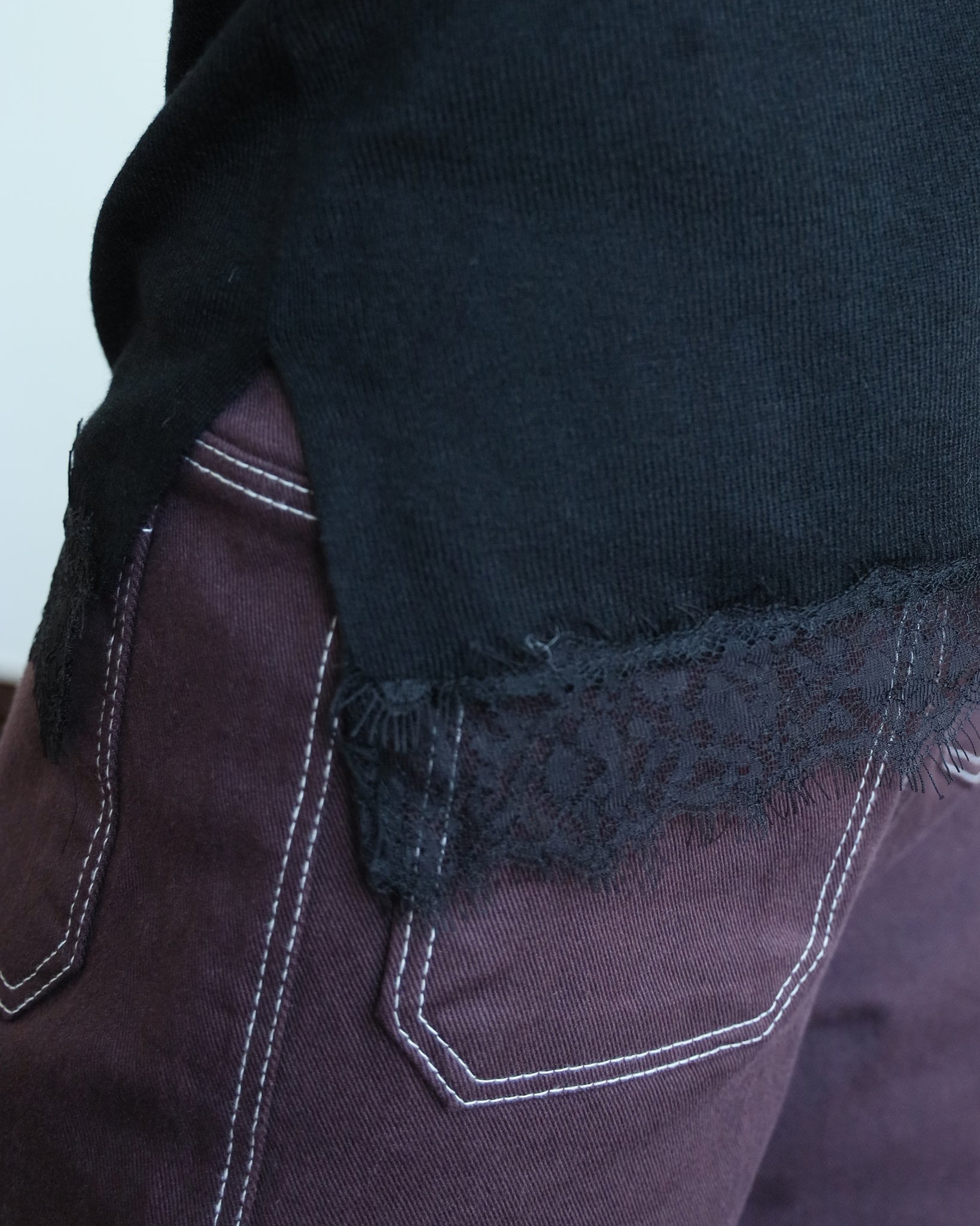 Lace Trim Knit Cami Top (2 Color)