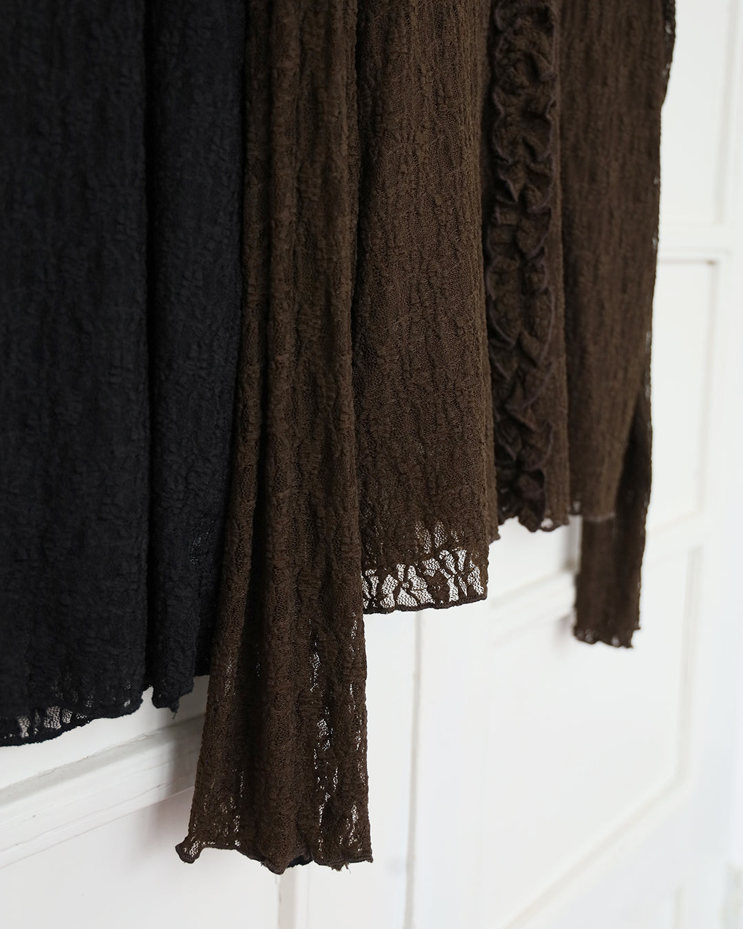 Ruffle Trim Lace Top w/ lining (3 Colors)