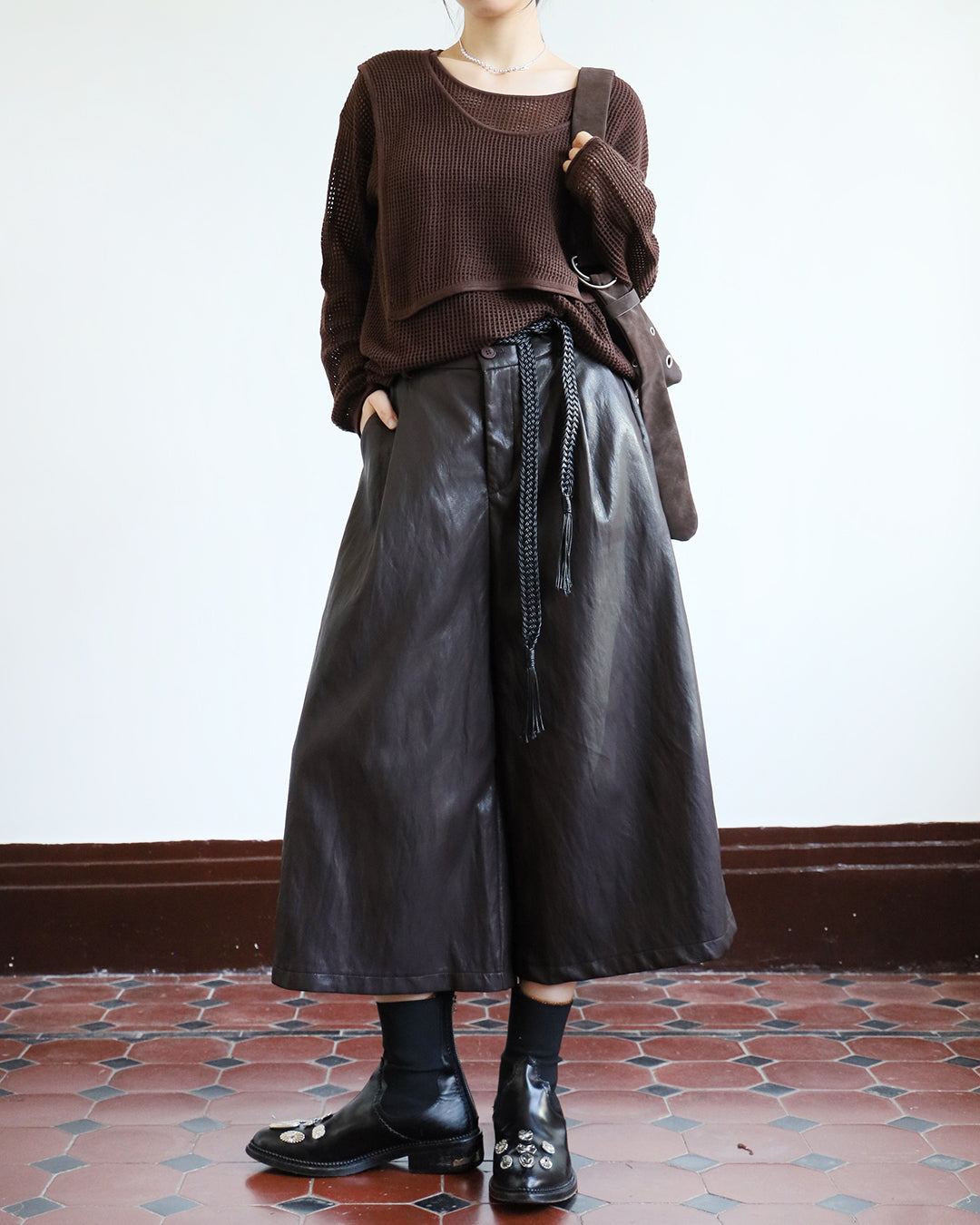 Faux Leather Crop Pants (2 Color)