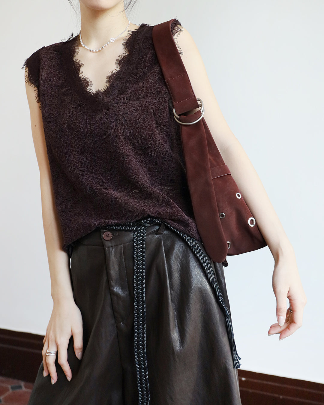 Velvet Lace Vest (4 Color)