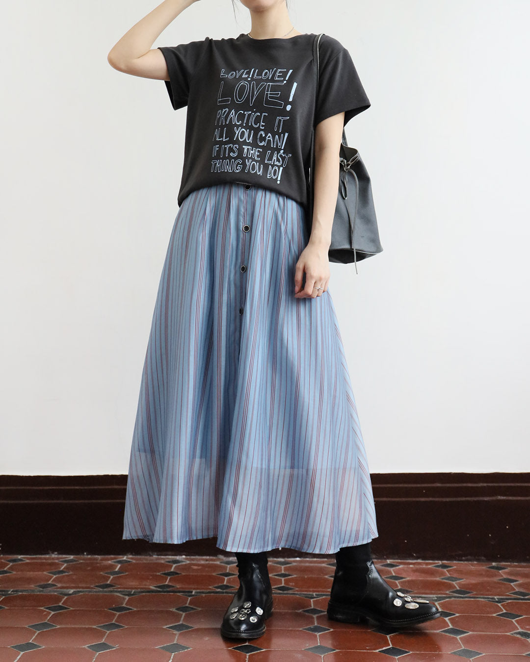Letter Tee (3 Colors)