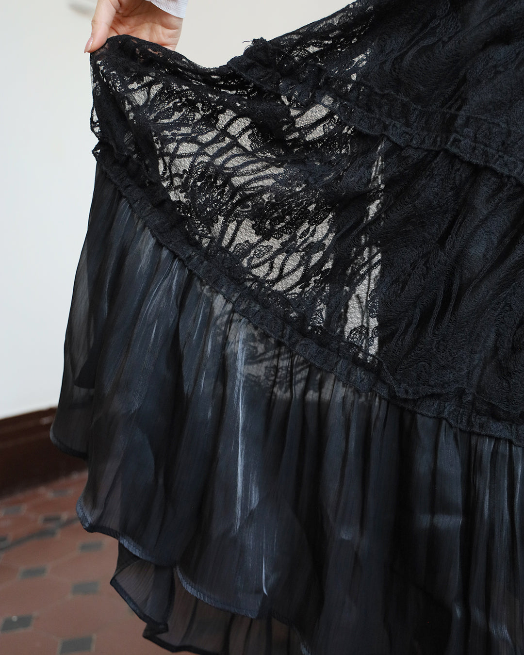 Embroidery Tiered Skirt