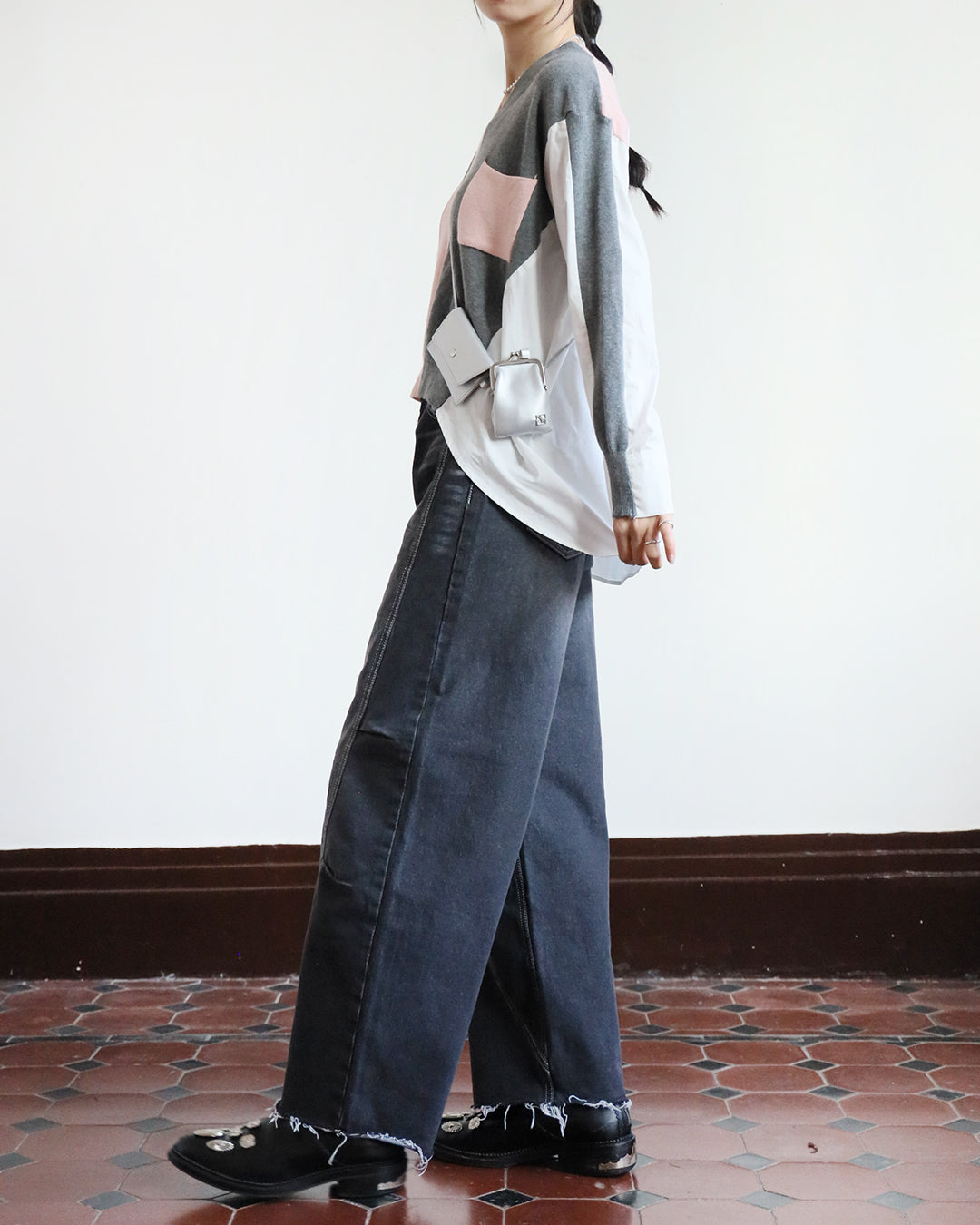 Color Block Knit Top w/ Shirt Back