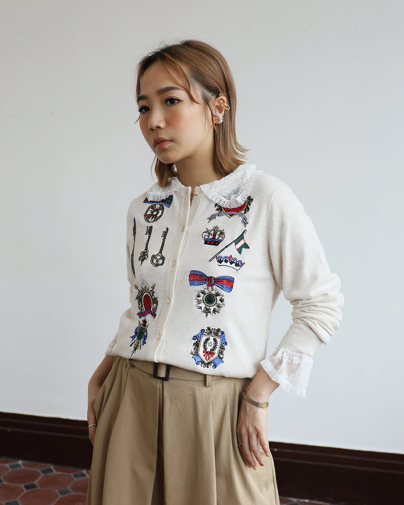 Badges Embroidery Cardigan  (2 color)