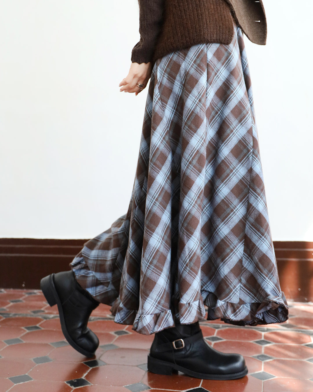 Ruffle Trimmed Checker Skirt (2 color)