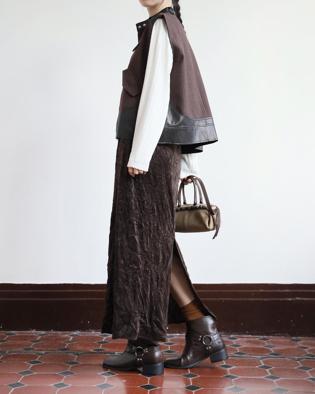Faux Leather Inserted Pinstriped Vest (2 Color)